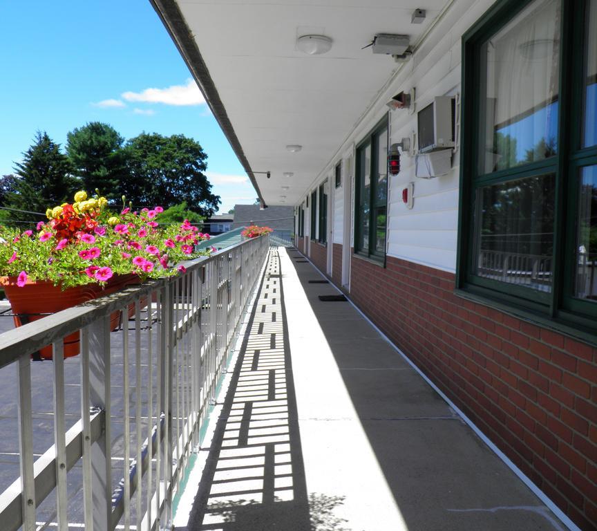 Travelers Inn Brunswick Exterior foto
